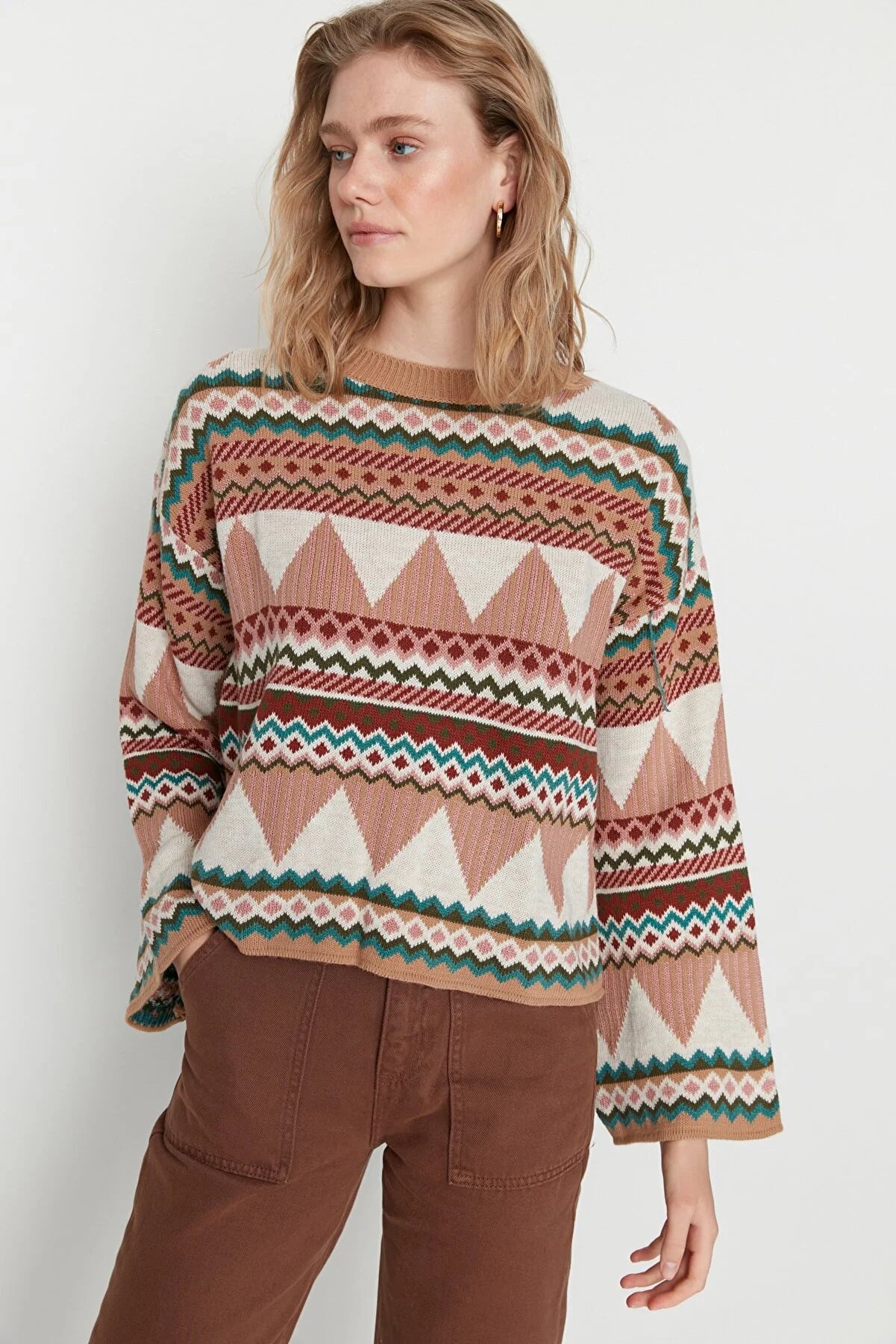 Camel Wide Pattern Crew Neck Knitwear Sweater