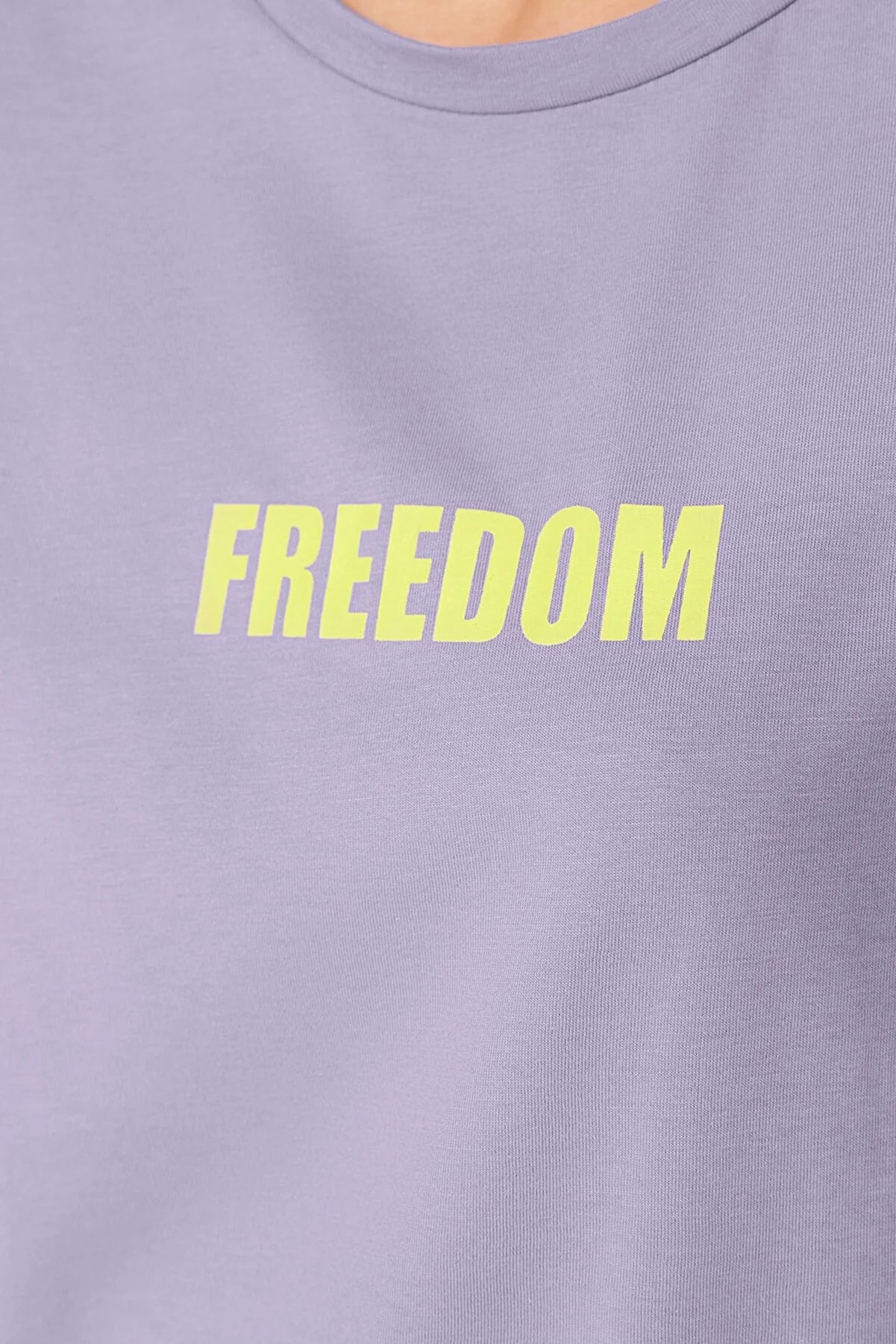 T-Shirt - Purple - Relaxed fit