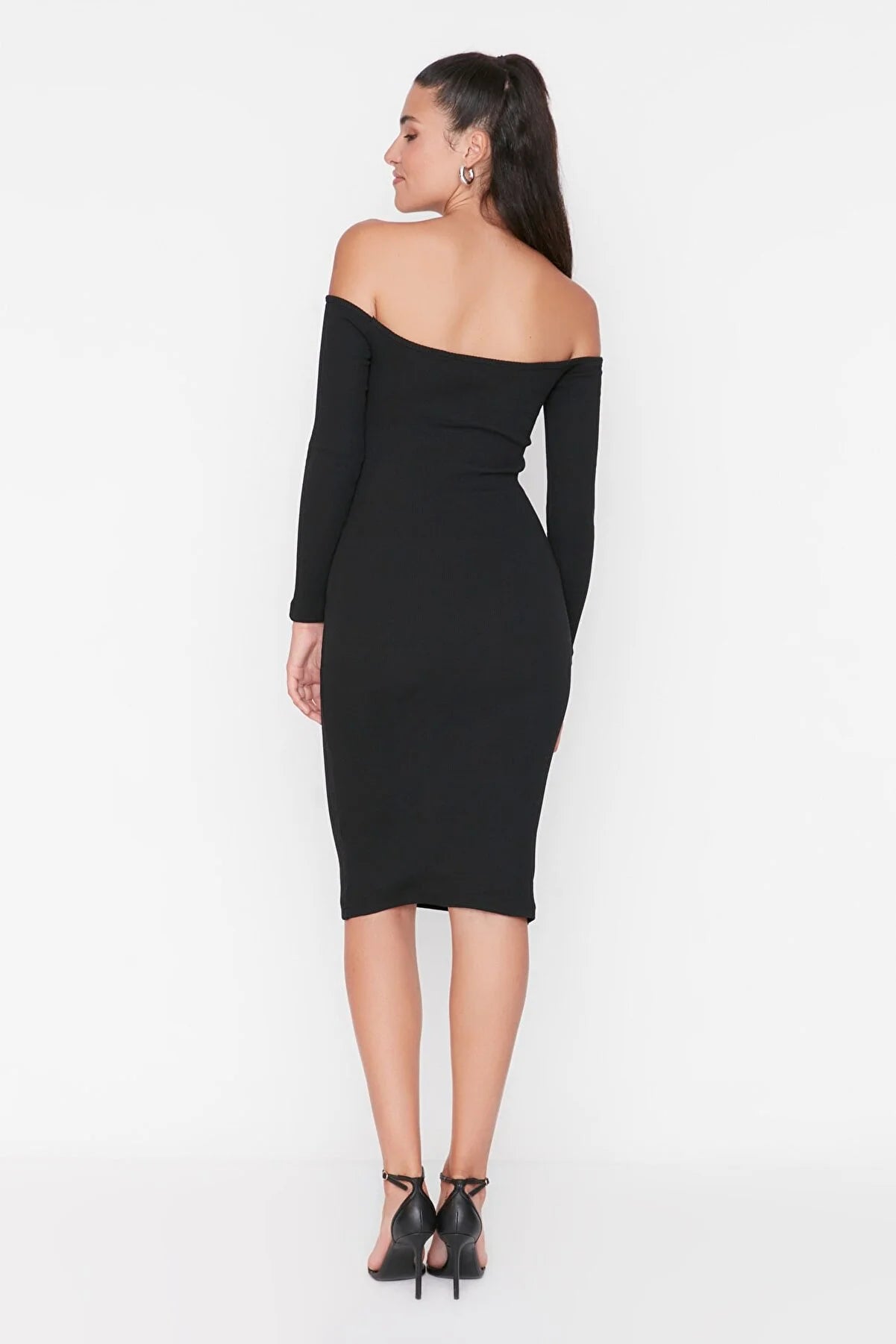 Black Heart Collar Knitted Dress