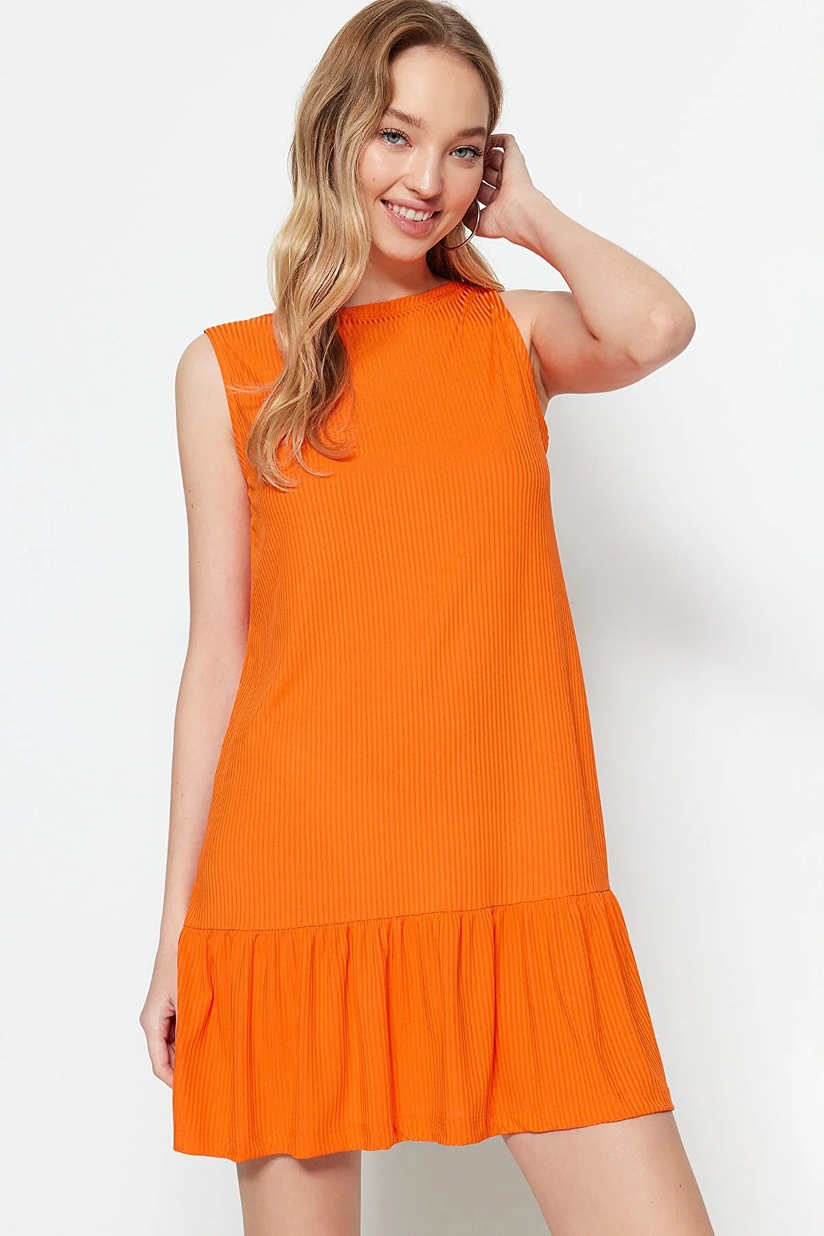 Dress - Orange - Ruffle hem