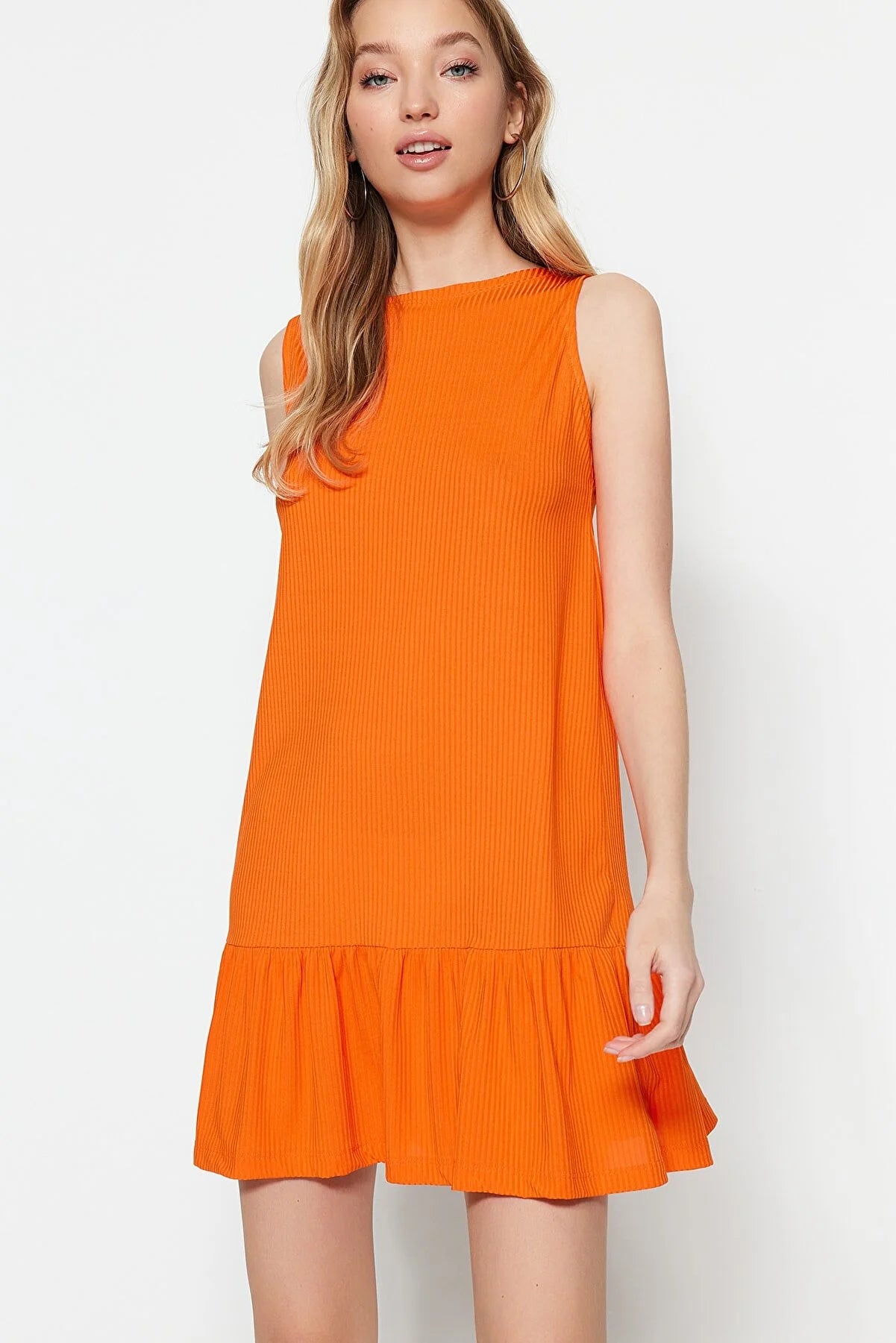 Dress - Orange - Ruffle hem