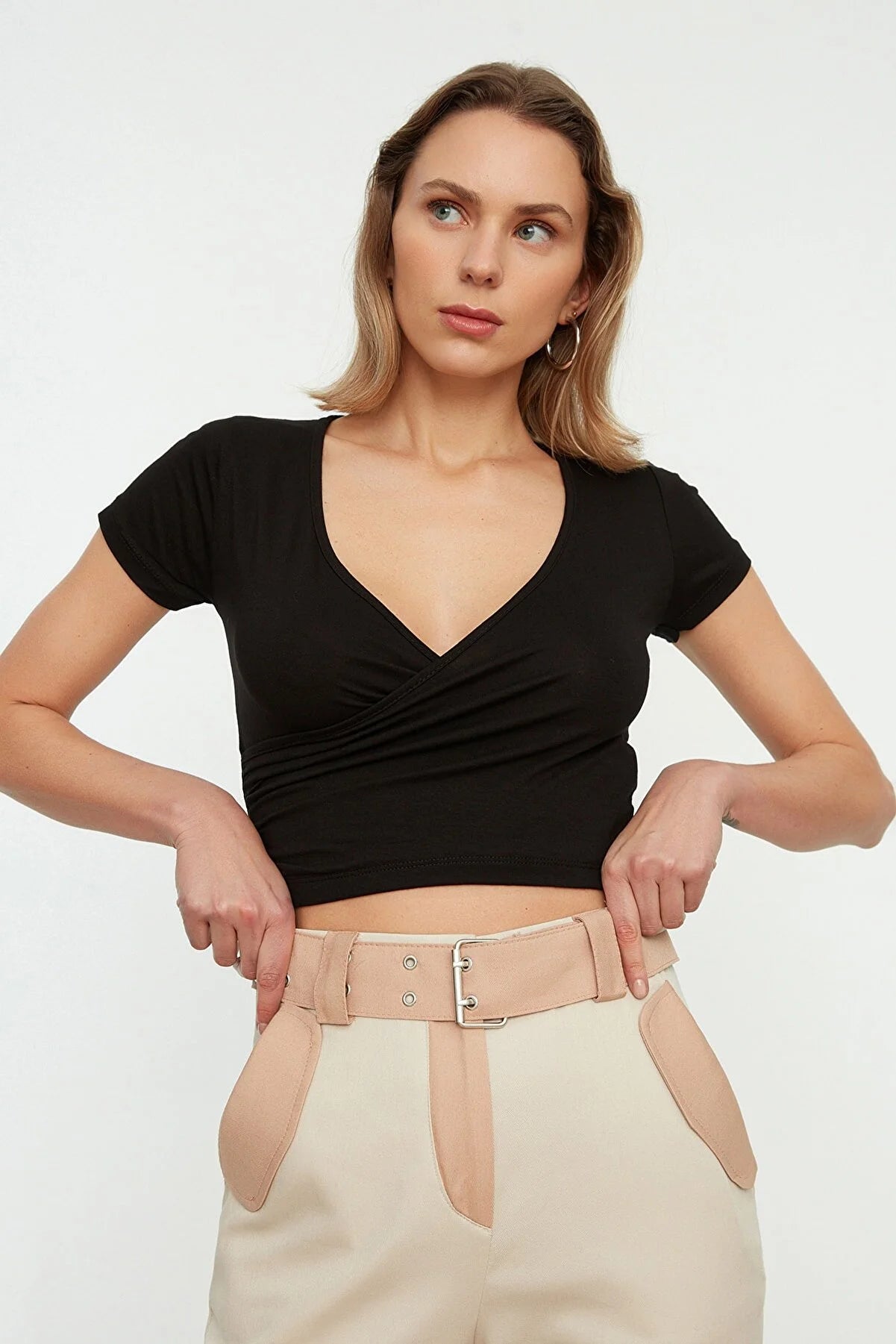 Black Super Crop Knitted Blouse