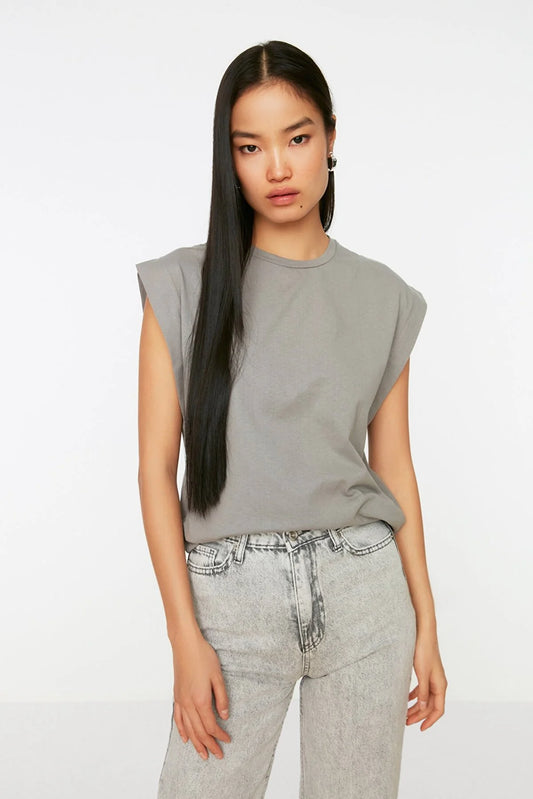 Gray Sleeveless Basic Knitted T-Shirt