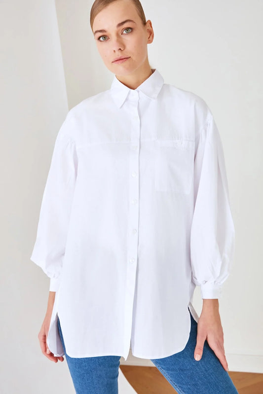 White Balloon Back Sleeve Long Pocket Detailed Basic Woven Shirt