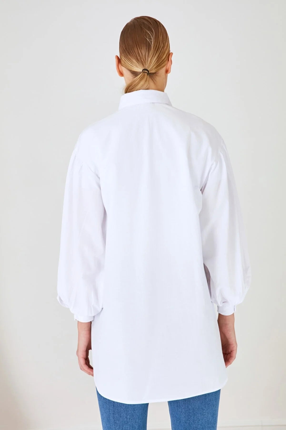 White Balloon Back Sleeve Long Pocket Detailed Basic Woven Shirt