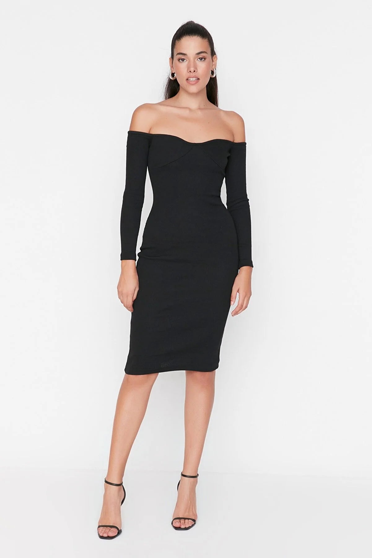 Black Heart Collar Knitted Dress