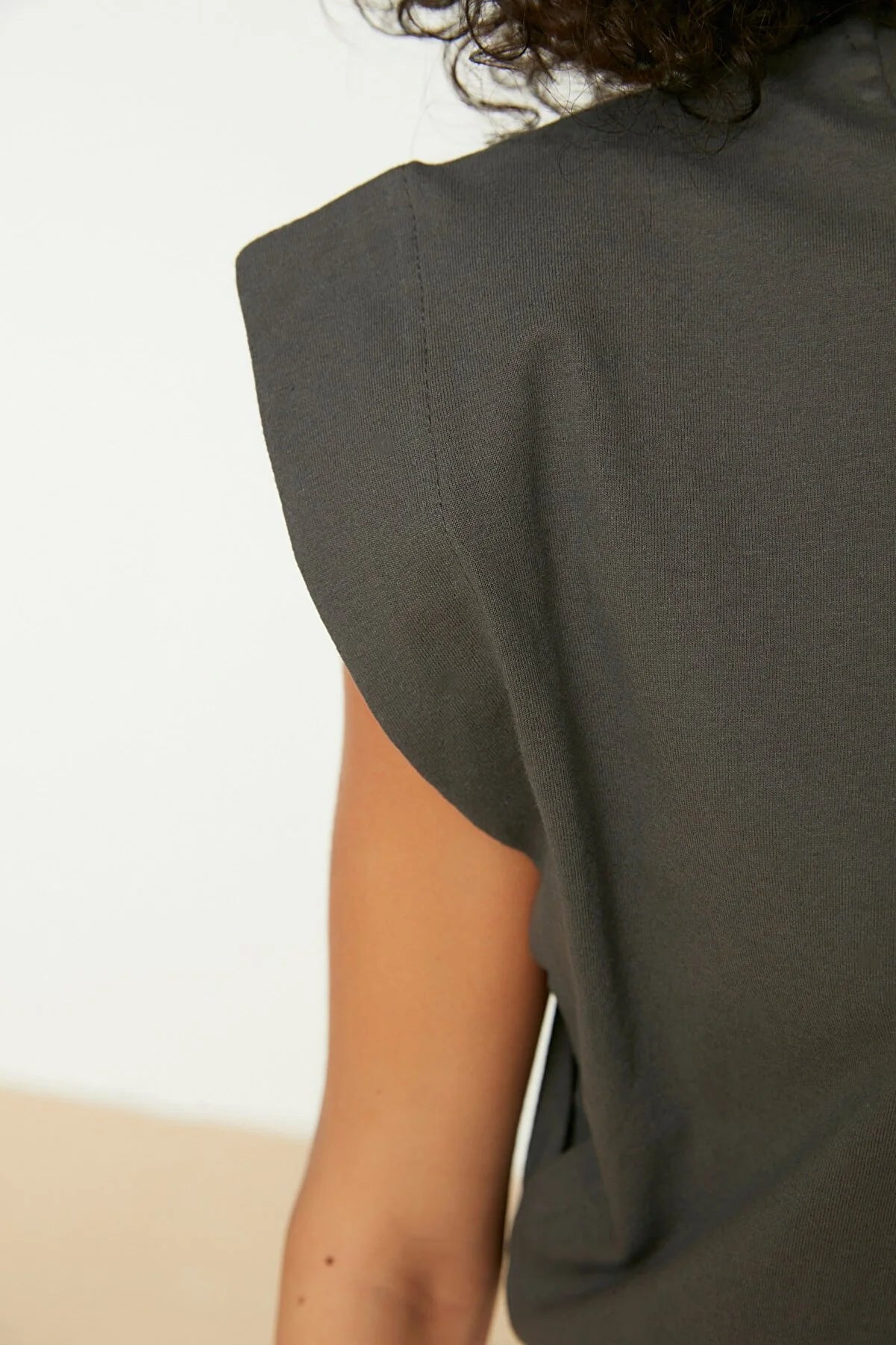 Anthracite Sleeveless Basic Knitted T-Shirt