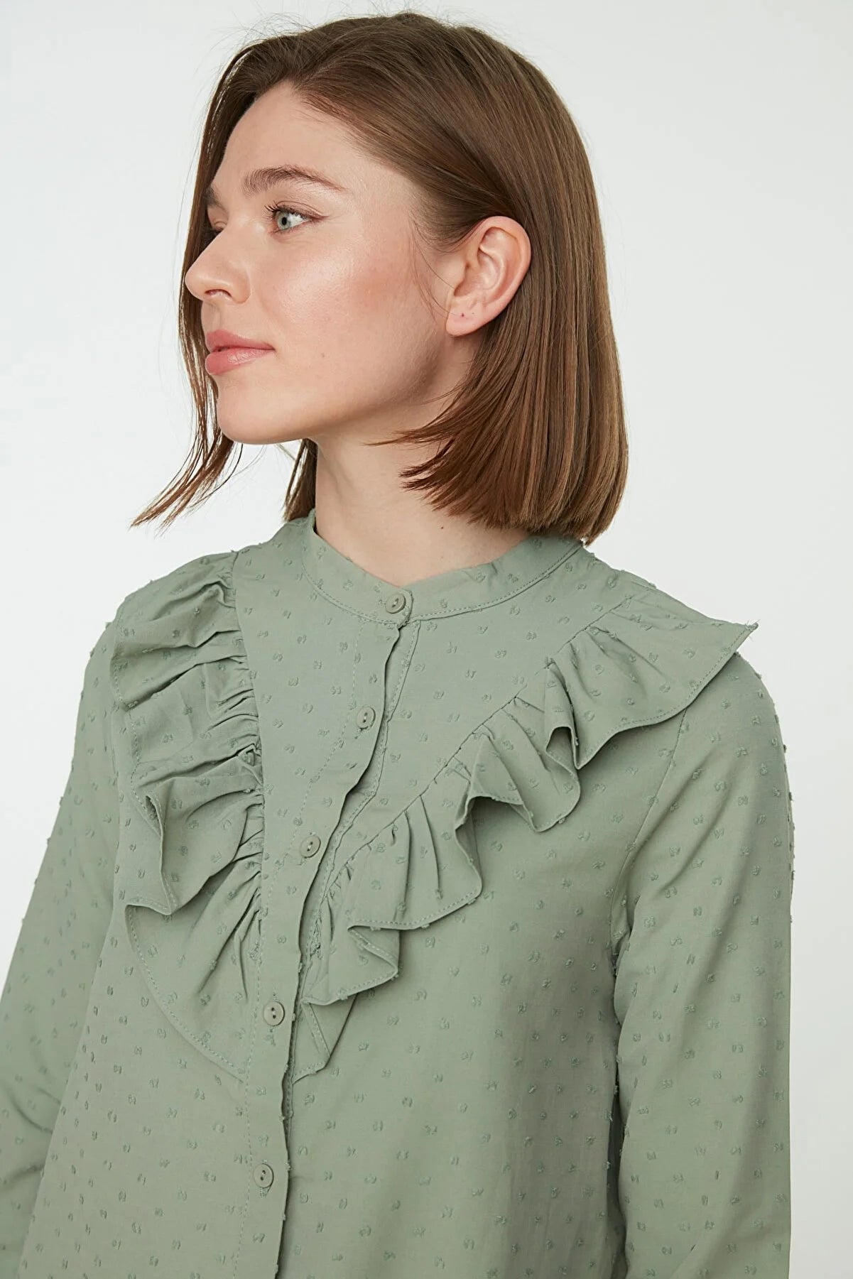 Q Green Ruffle Detailed Knit Collar