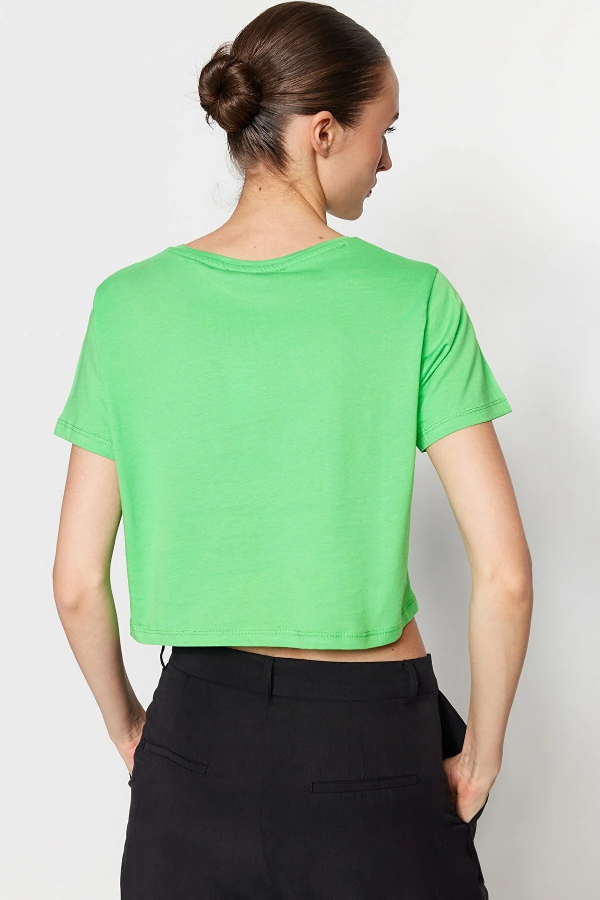 Green Single Jersey Crew Neck Crop Knitted T-Shirt