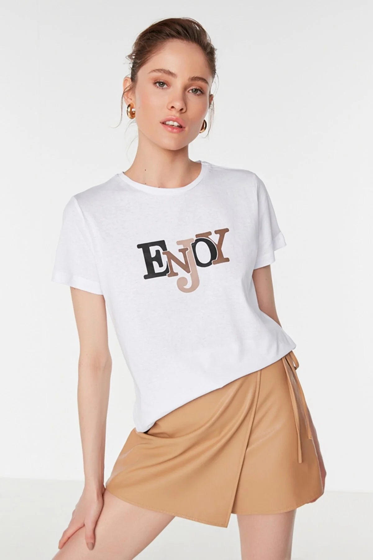 White Printed Basic Knitted T-Shirt