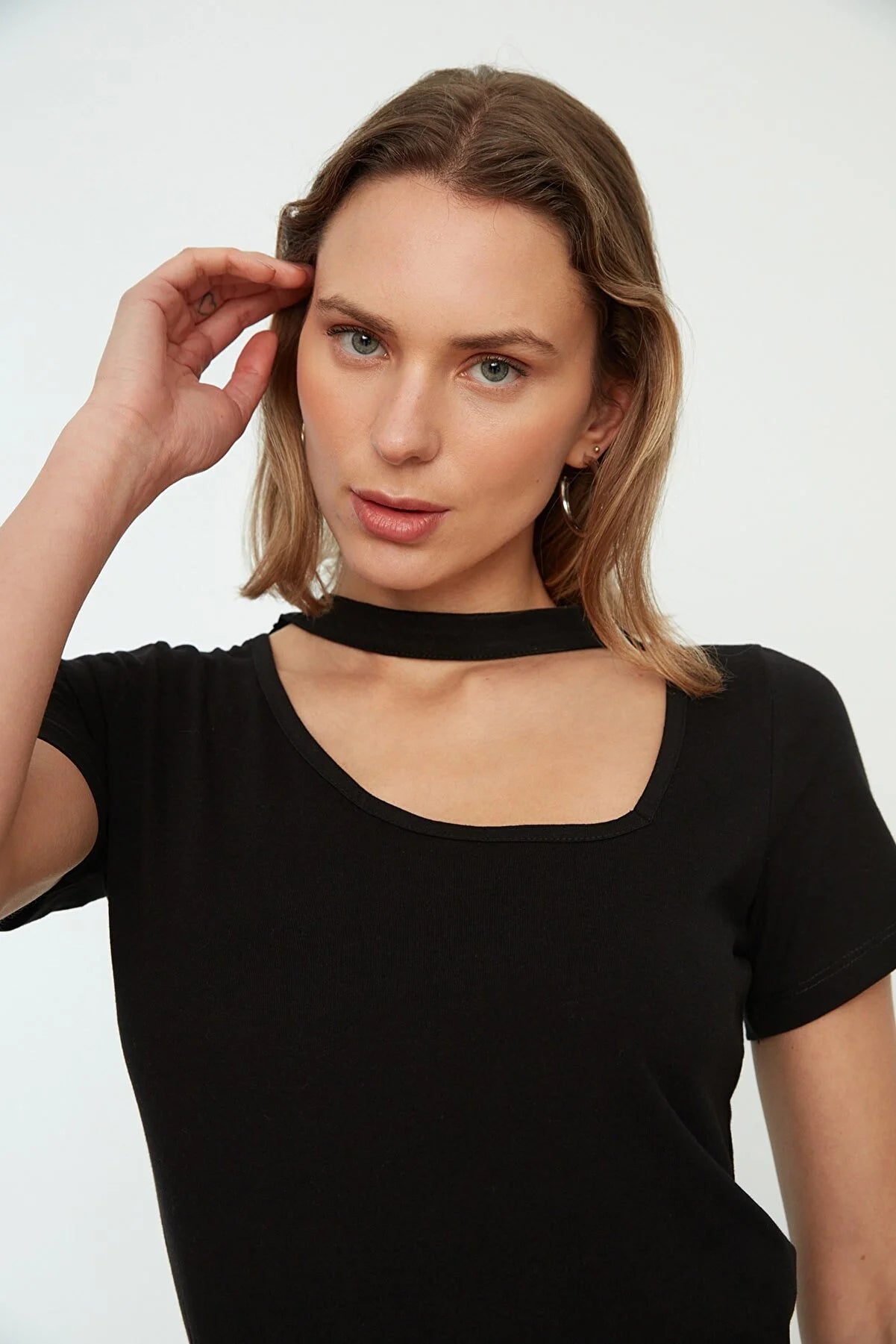 Black Fitted Collar Detailed Knitted T-Shirt