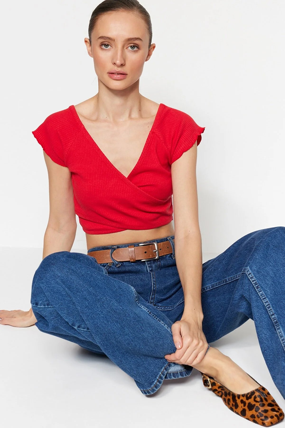 Red Ribbed Crop Knitted Blouse