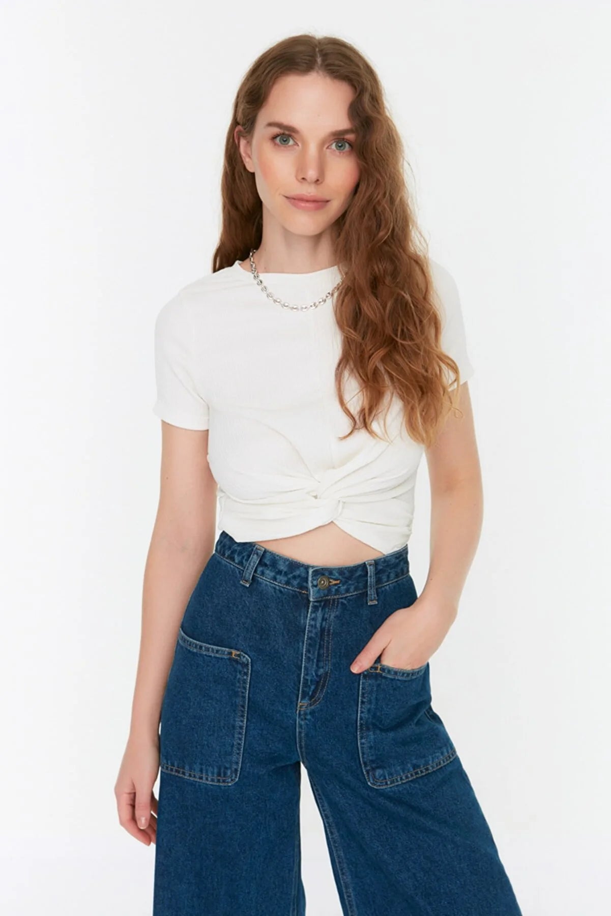 White Tie Detailed Crop Knitted Blouse