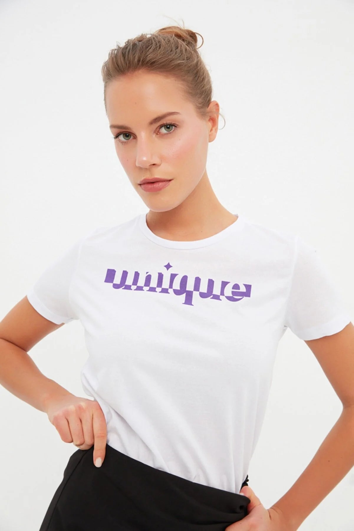 White Printed Basic Knitted T-Shirt